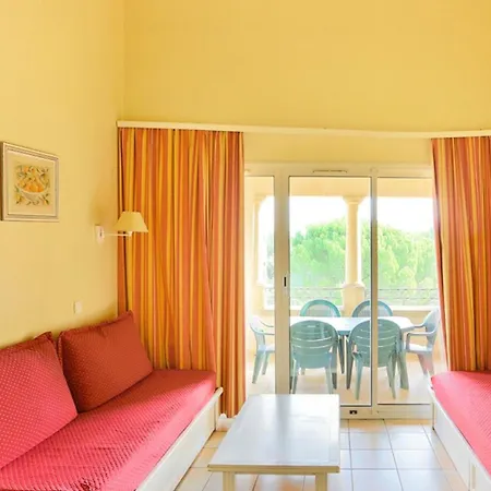 Apartment Village Pont Royal En Provence - Maeva - 2 Pieces 7 Personnes Confort Mae-2253 Mallemort